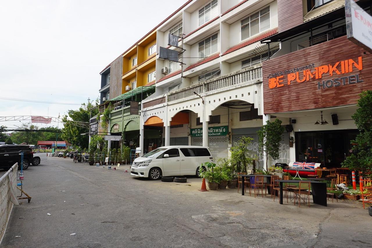 De Pumpkiin Hostel Phra Nakhon Si Ayutthaya Exteriör bild